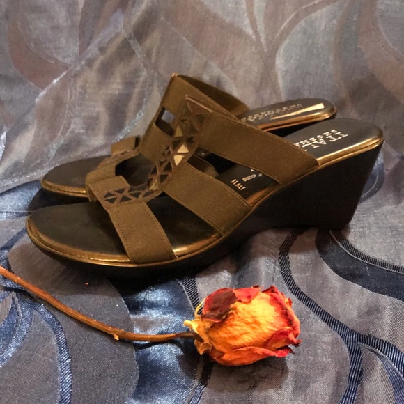 Ladies Strappy Black Comfort Sandals Made in Italy - Picture 3 of 4